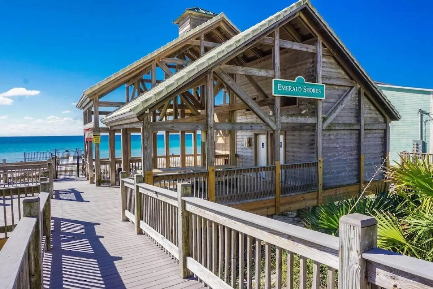 Luxury Beach House Steps From Pool And Short Walk To Private Beach Pavilion Destin