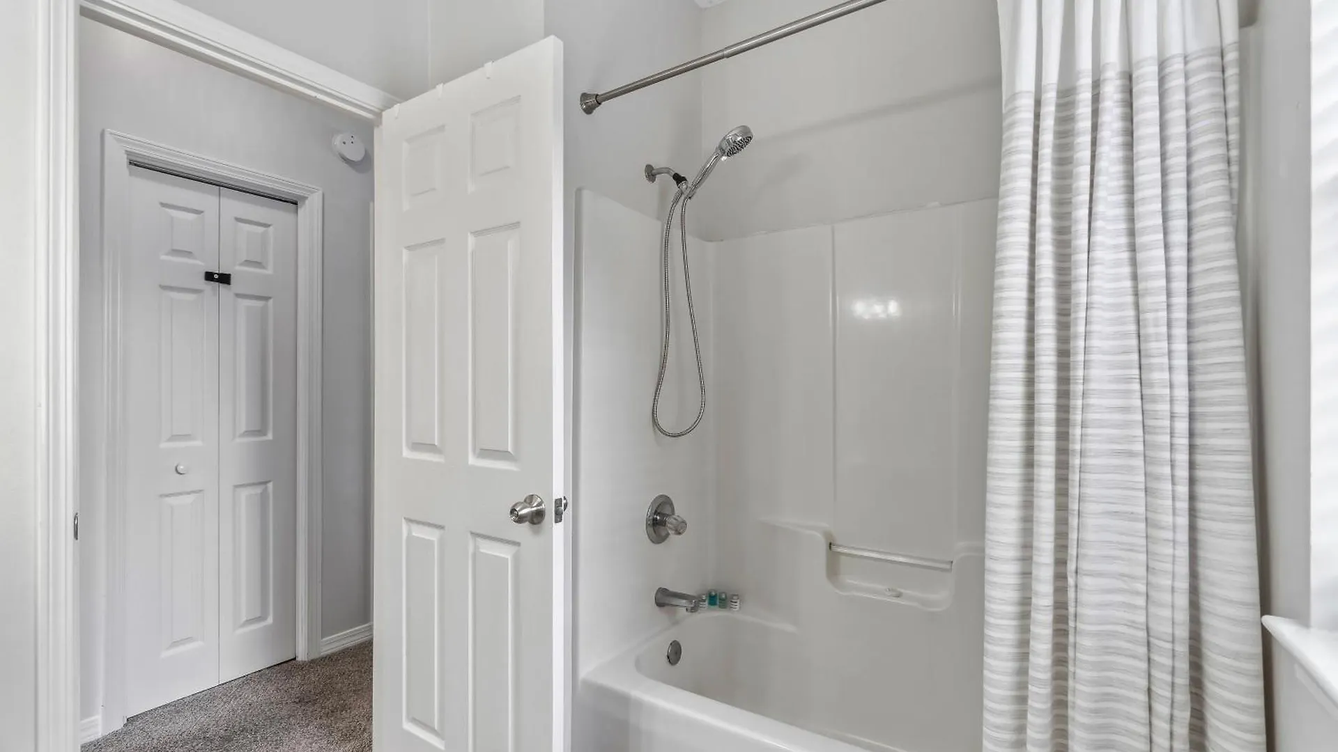 Luxury Beach House Steps From Pool And Short Walk To Private Beach Pavilion Destin 0*,  United States