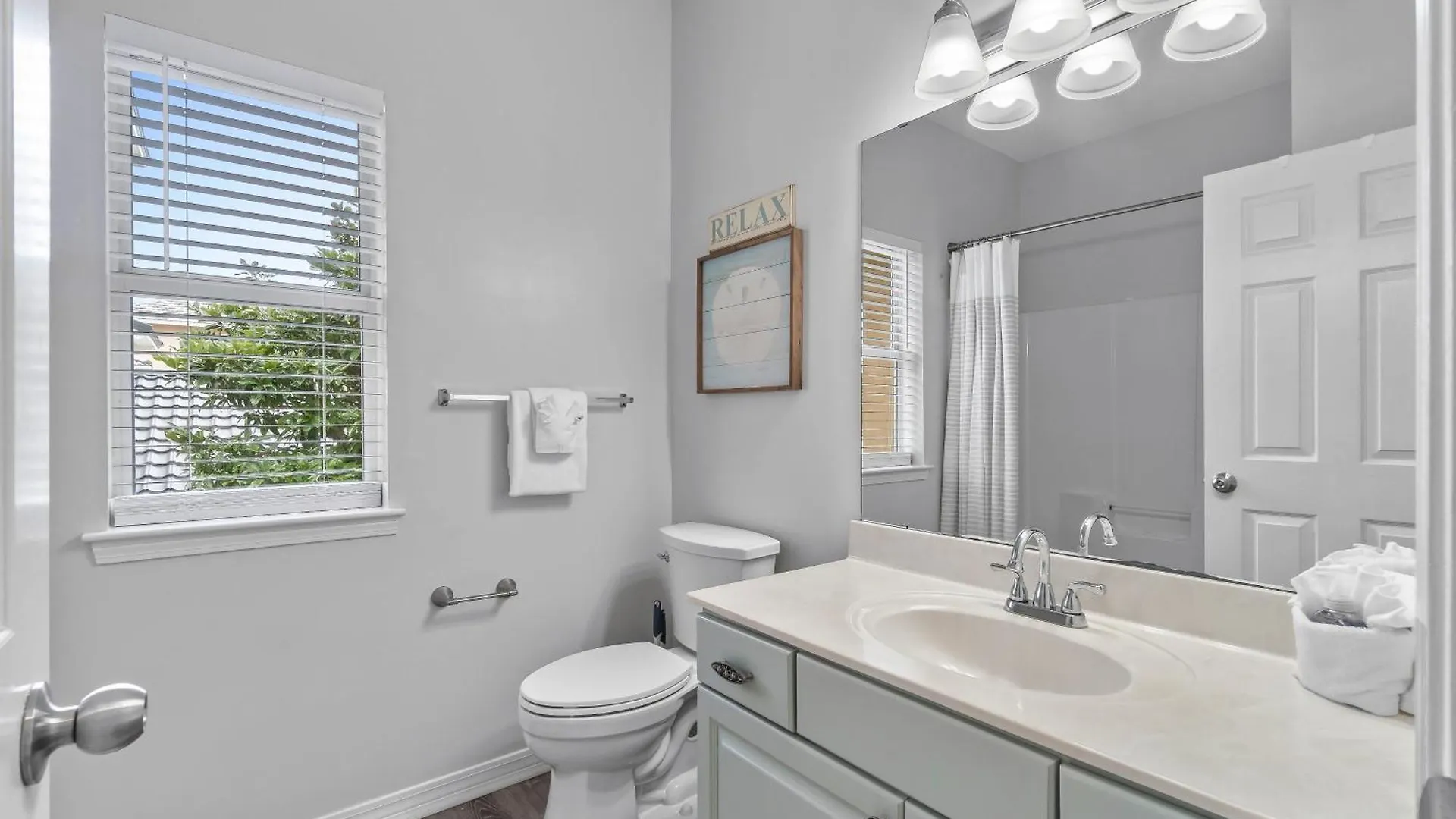 Holiday home Luxury Beach House Steps From Pool And Short Walk To Private Beach Pavilion Destin United States