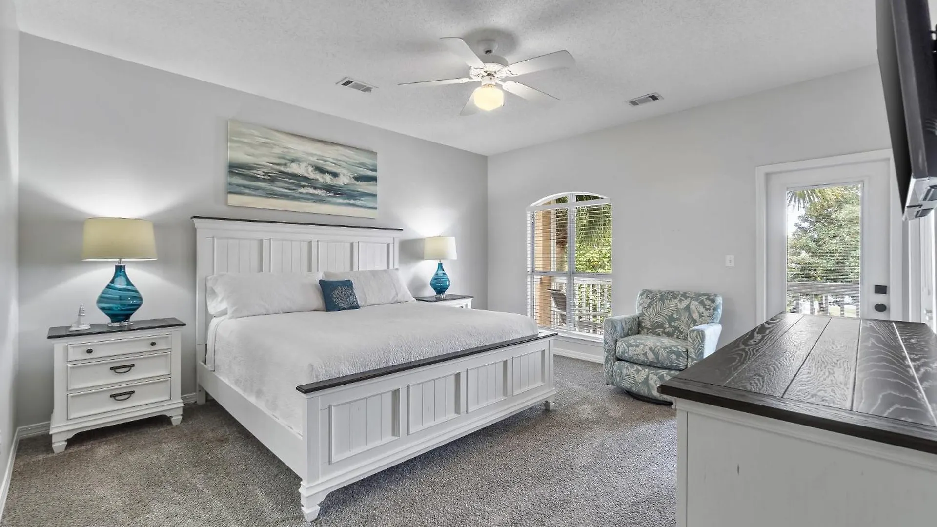 Holiday home Luxury Beach House Steps From Pool And Short Walk To Private Beach Pavilion Destin
