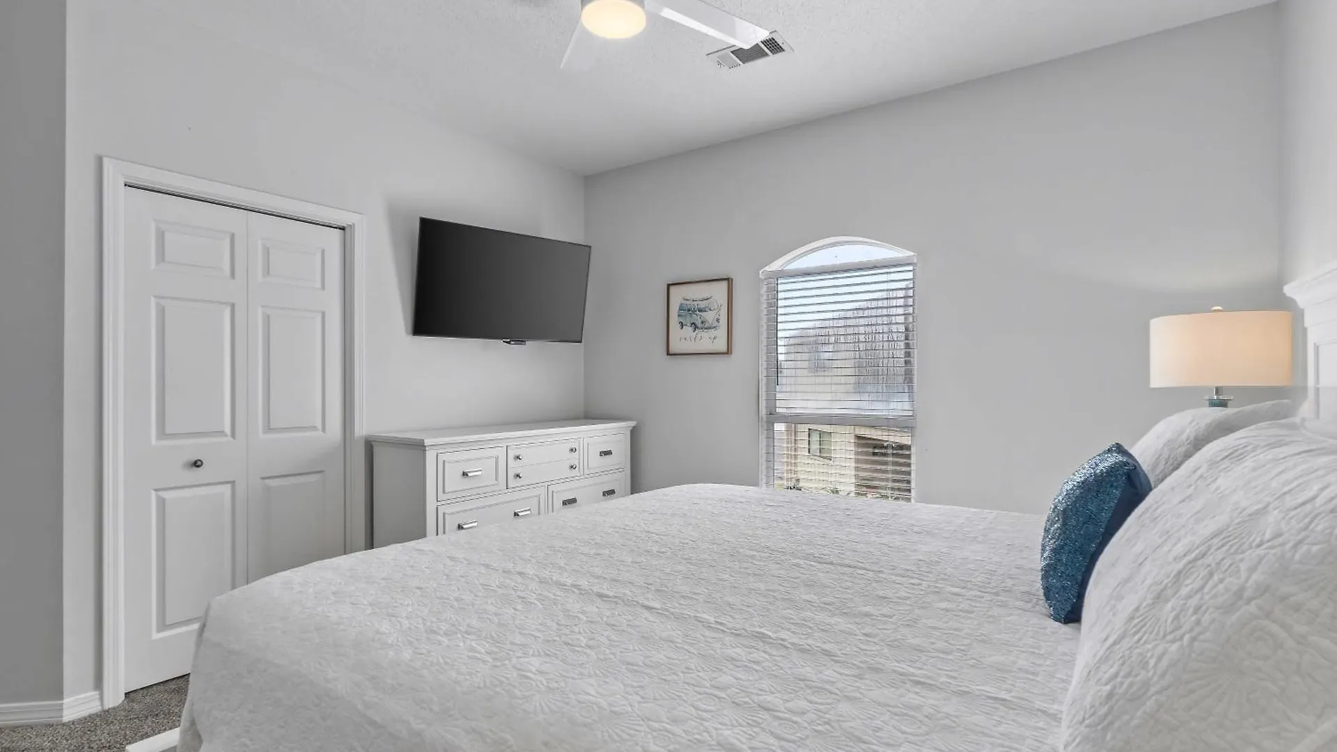 Luxury Beach House Steps From Pool And Short Walk To Private Beach Pavilion Destin